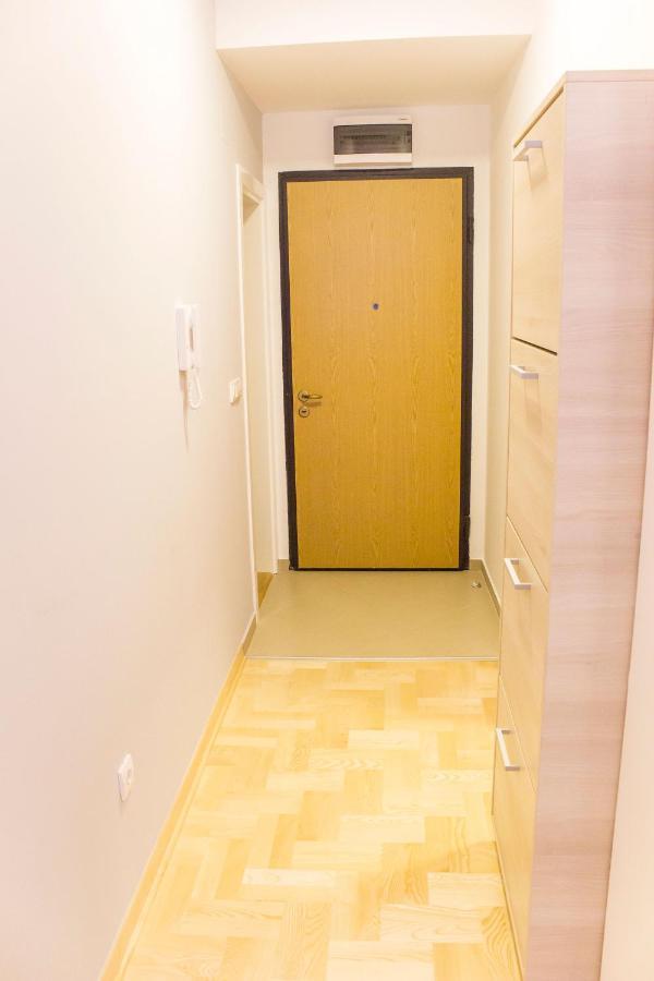 Stefani Appartement Belgrado Buitenkant foto